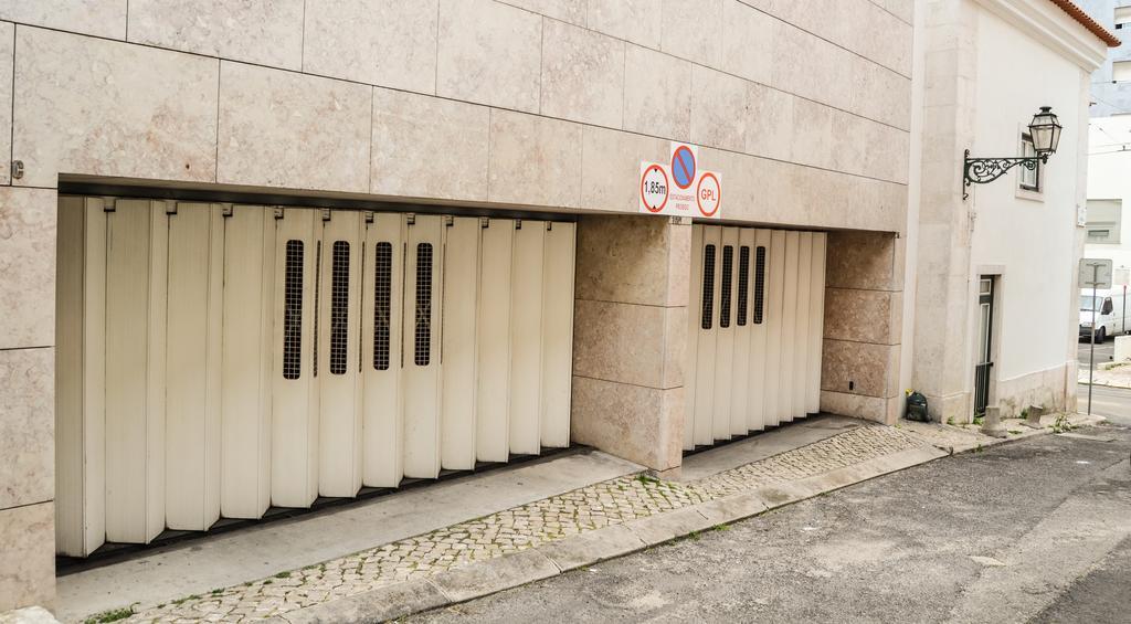 Your Home In Palacio Do Bairro Alto Лиссабон Номер фото